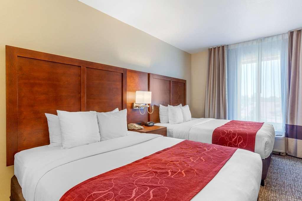 Hotel Comfort - State Farm Stadium Area