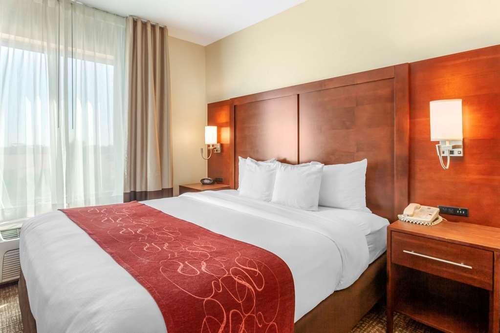 Comfort - State Farm Stadium Area Hotel Glendale